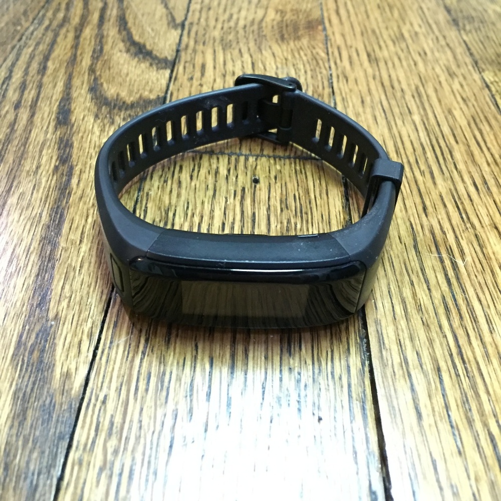 Garmin Viviosmart HR - activity tracker